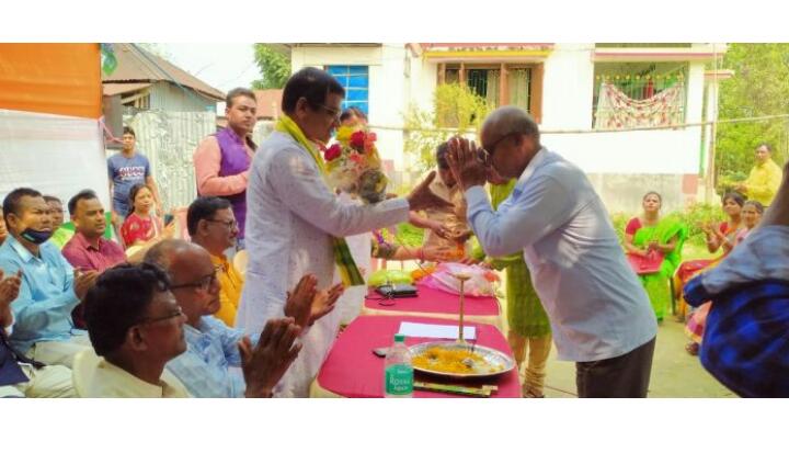 সমর্থকদের নিয়ে নির্বাচনী প্রচার সারলেন কোচবিহার উত্তর বিধানসভা কেন্দ্রের প্রার্থী বিনয় কৃষ্ণ বর্মণ