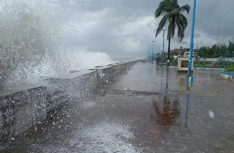 আসছে অশনি, সৈকতে সংকেত নিষেধাজ্ঞার